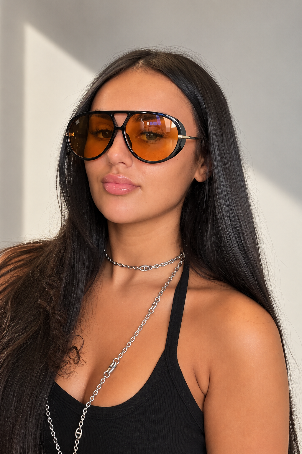 La SéSé Rena worn by a SERAEDA model